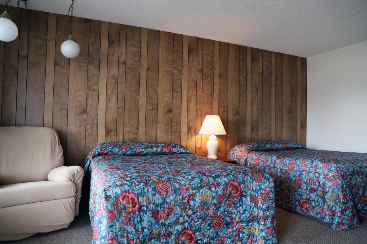 Roundup Big Sky Motel מראה חיצוני תמונה